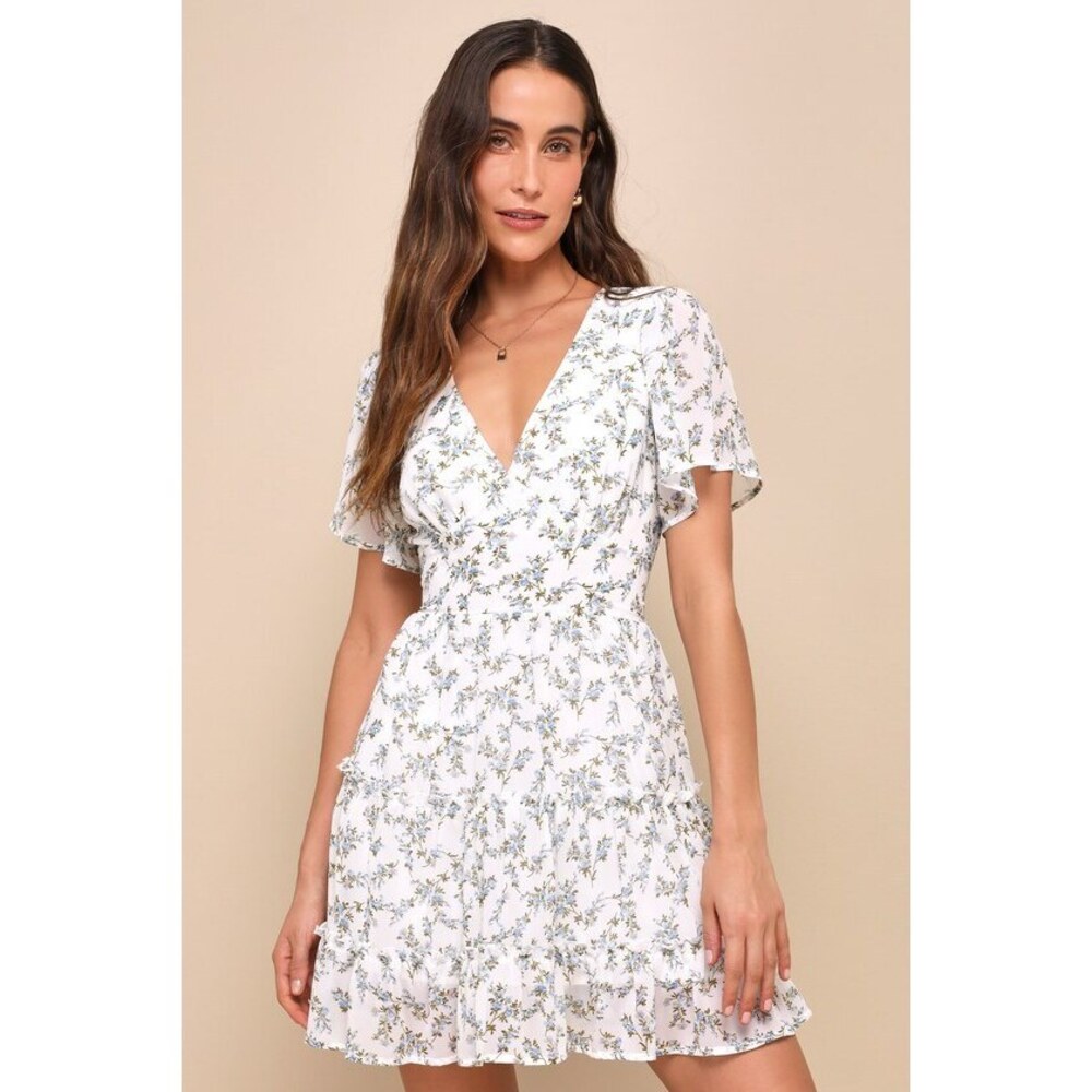 Lulus So True White Floral Print Tiered Short Sleeve Mini Dress